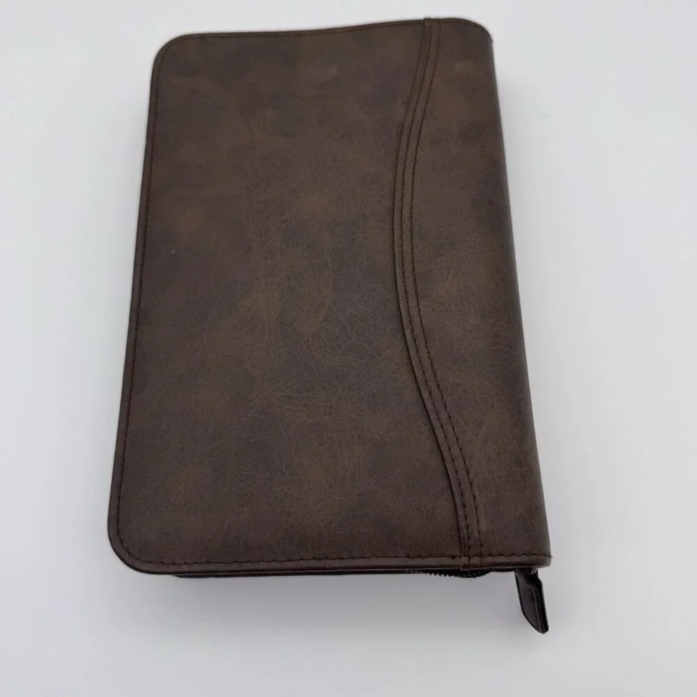 Simulated Distressed Brown Leather 43184 DAY-TIMER At-A-Glance 5.5x8